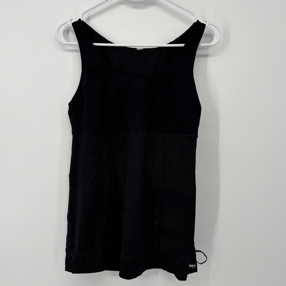Lululemon‎ Black Tank Top Women's 6/8 Athletic Gym Activewear Sleeveless READ!